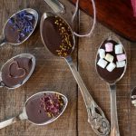 Hjemmelavede chokoladeskeer