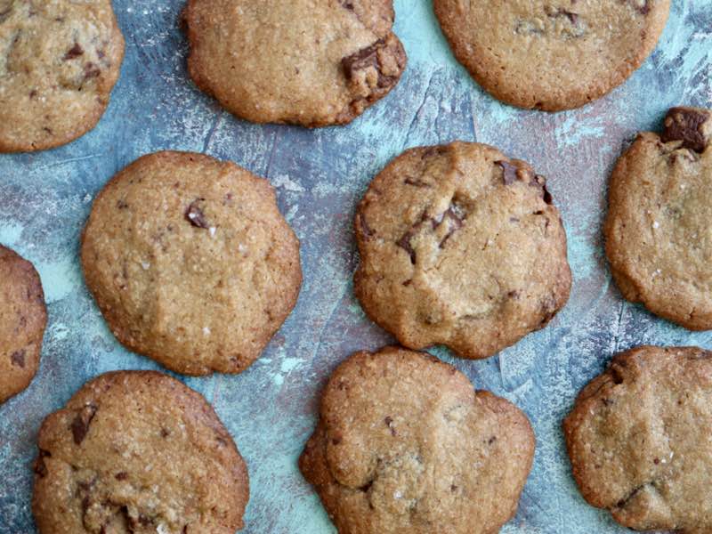 Saltede chocolate chip cookies