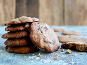 Saltede chocolate chip cookies
