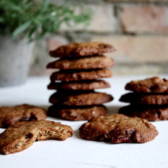 Cookies med hvid chokolade og pekannødder