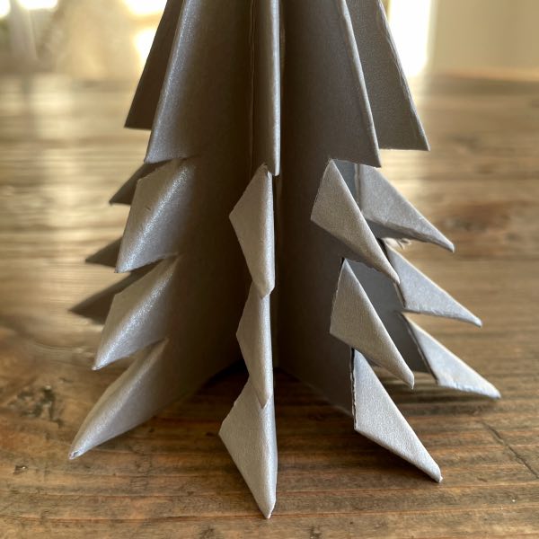 Origamijuletræ - step 11