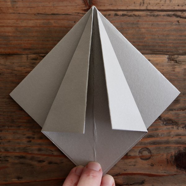 Origamijuletræ - step 4