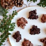 Cornflakestoppe med mørk og lys chokolade