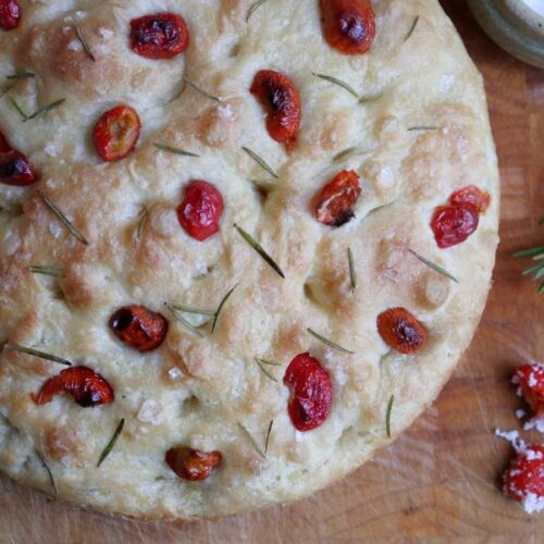 Focaccia med saltede hyben