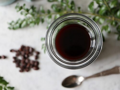 Irish cream sirup | Opskrift på kaffesirup med Baileys-smag Irish cream sirup | Opskrift på kaffesirup med Baileys-smag