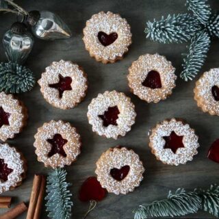 Linzer cookies