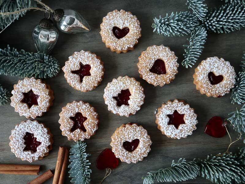 Linzer cookies