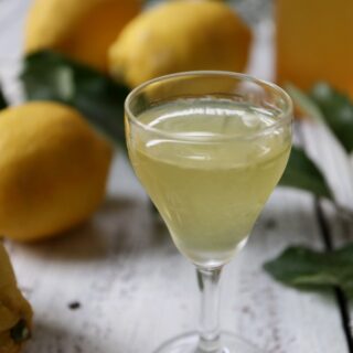 Opskrift på italiensk limoncello