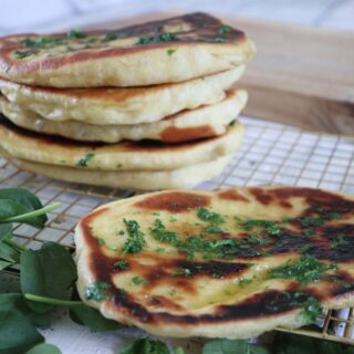 Pandebagte naanbrød